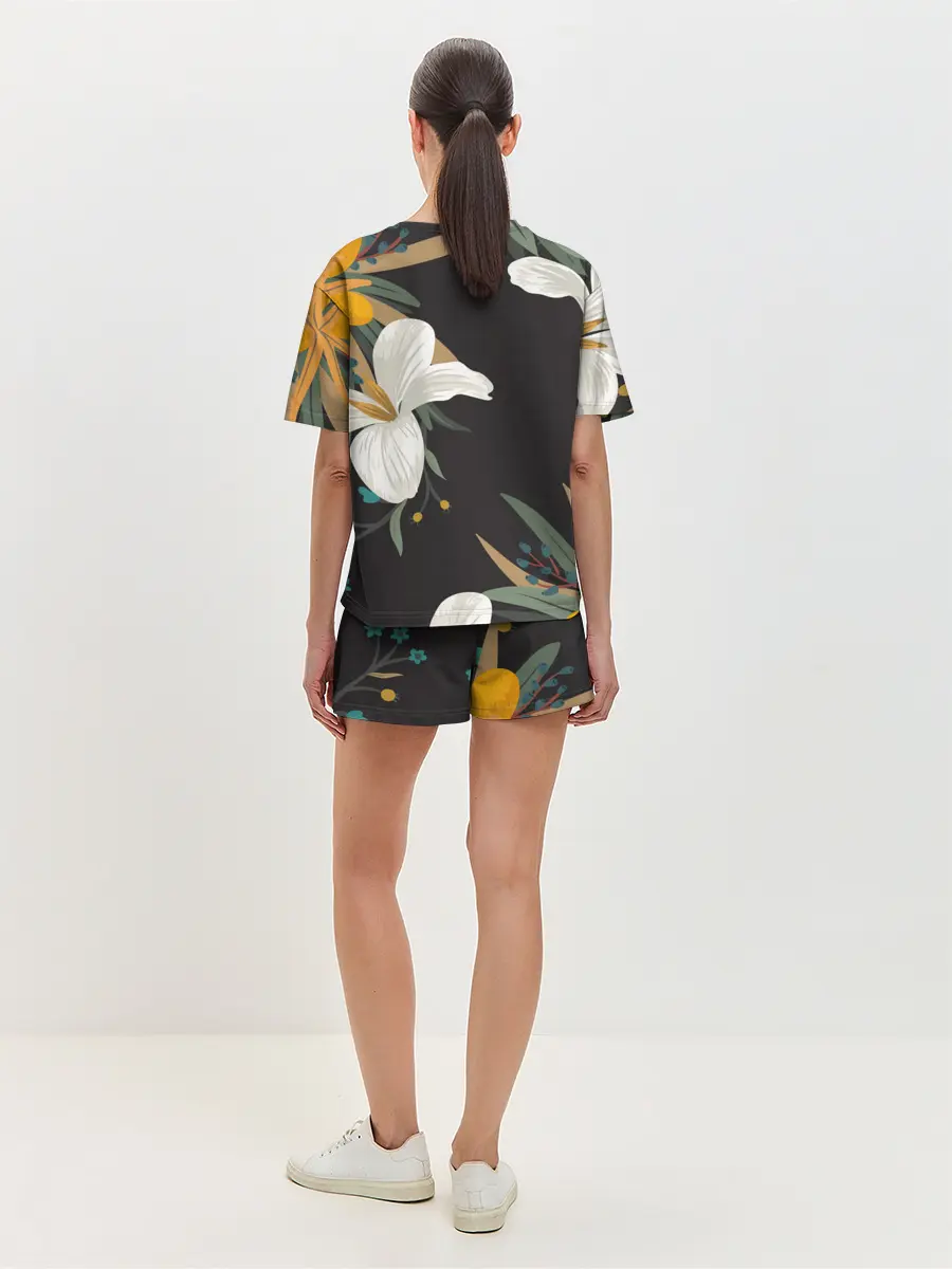 Женская пижама с шортами / Цветочный арт