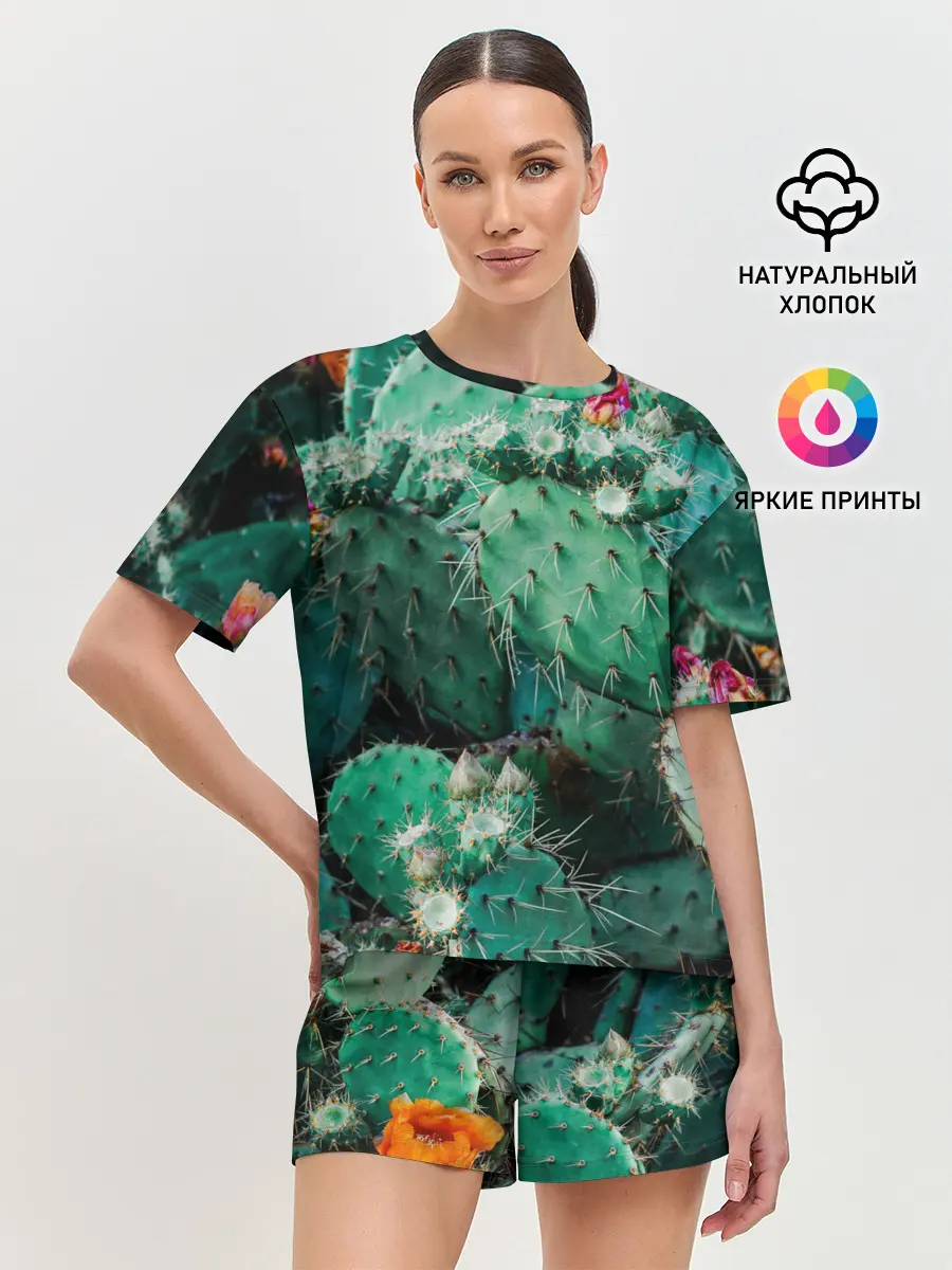 Женская пижама с шортами / кактусы с цветами реализм