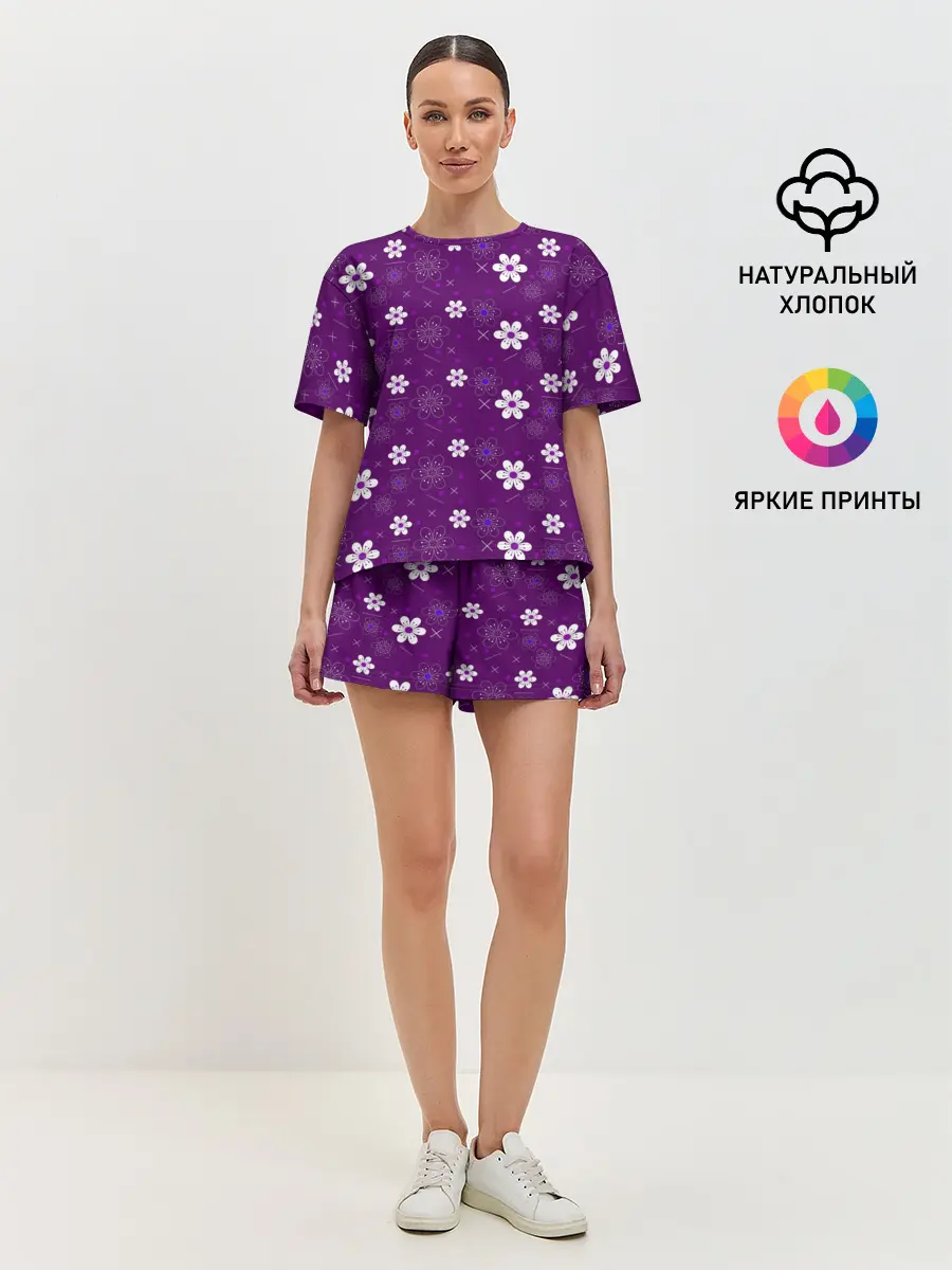 Женская пижама с шортами / узор цветы на фиолетовом фоне