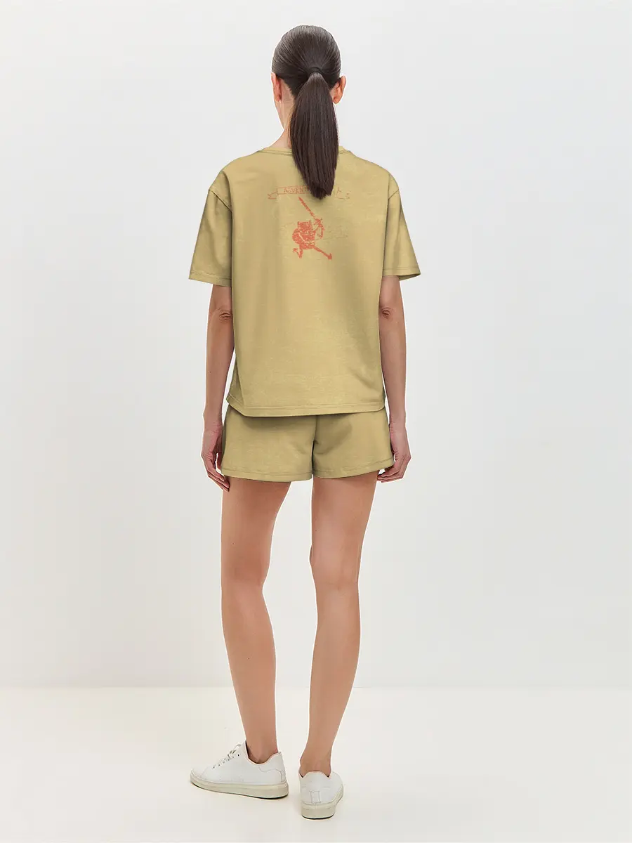 Женская пижама с шортами / Busy on a fantastic adventure