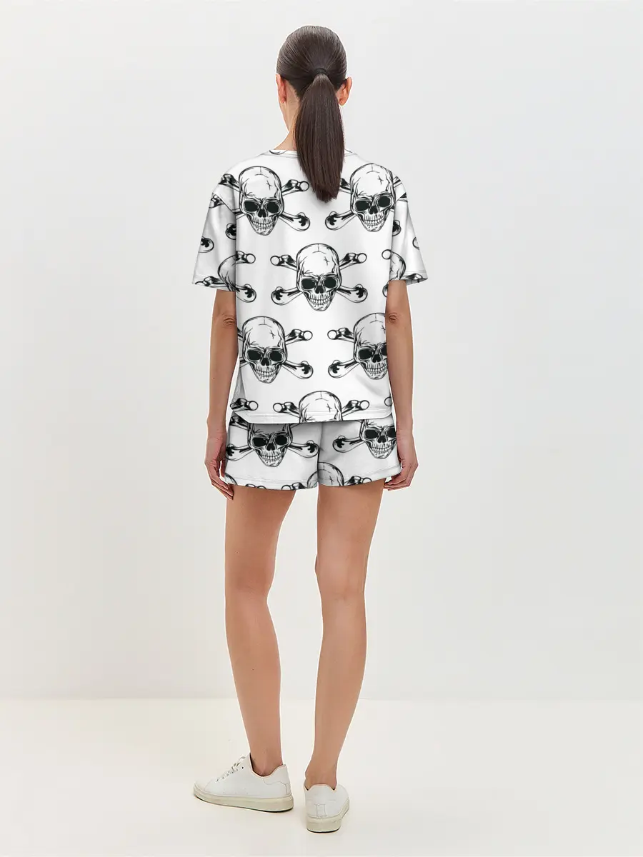 Женская пижама с шортами / Череп и кости