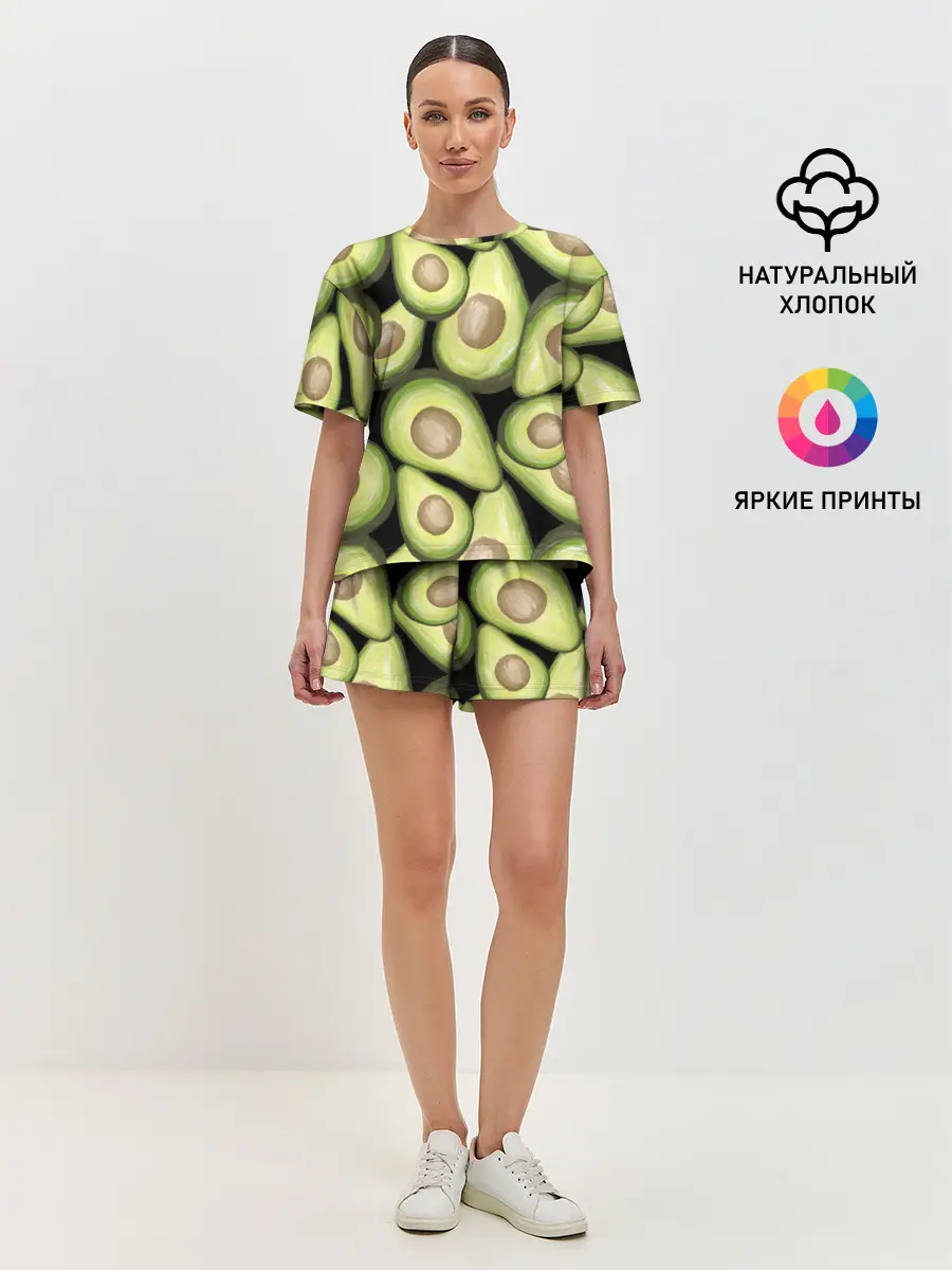 Женская пижама с шортами / Avocado background