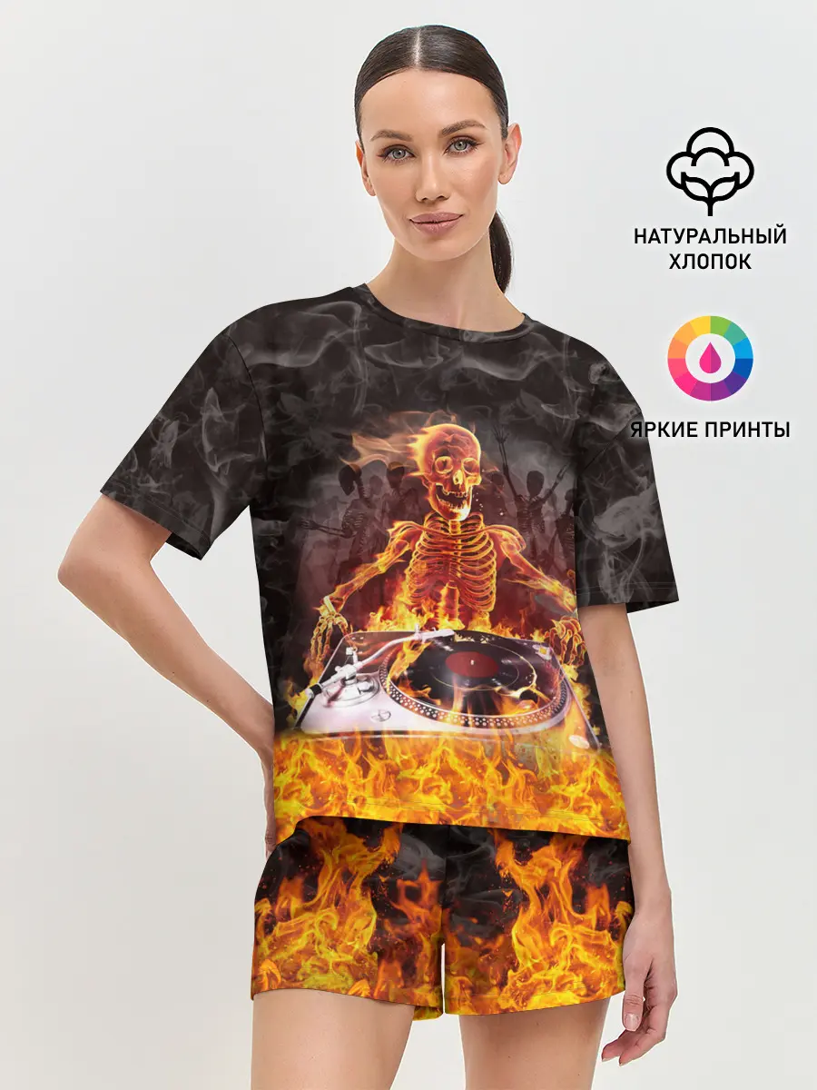 Женская пижама с шортами / Вечеринка у скелетов