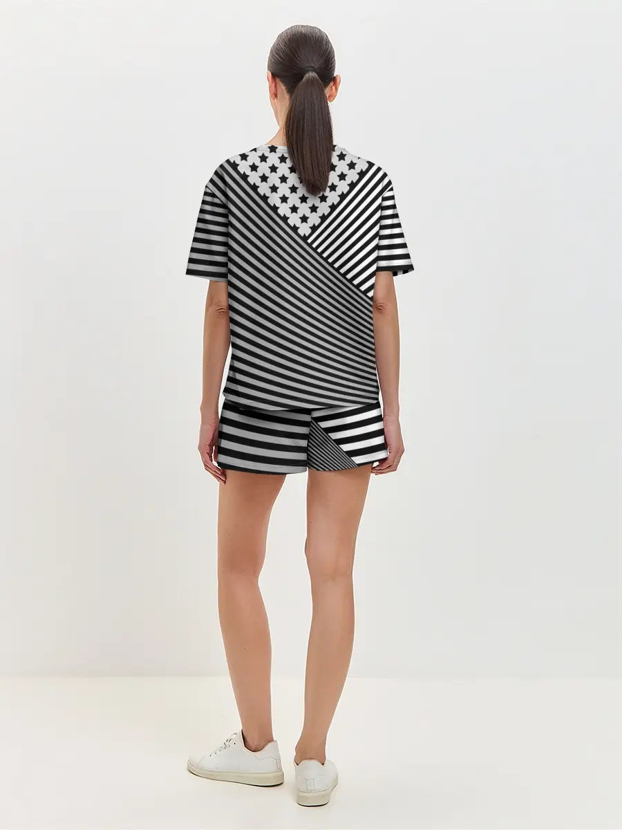 Женская пижама с шортами / Полосатый комбинированный узор