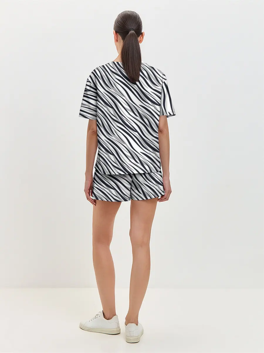 Женская пижама с шортами / Черно-белый полосатый тигровый