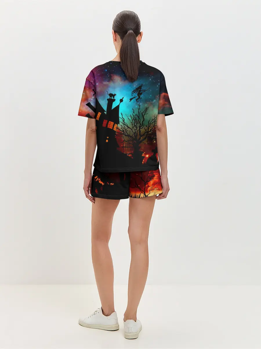 Женская пижама с шортами / Молодая колдунья