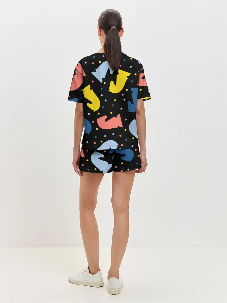 Женская пижама с шортами / Шахматные фигуры цветные