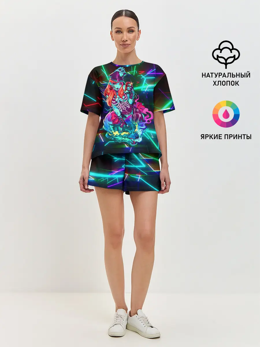 Женская пижама с шортами / Неоновая ведьма с волком