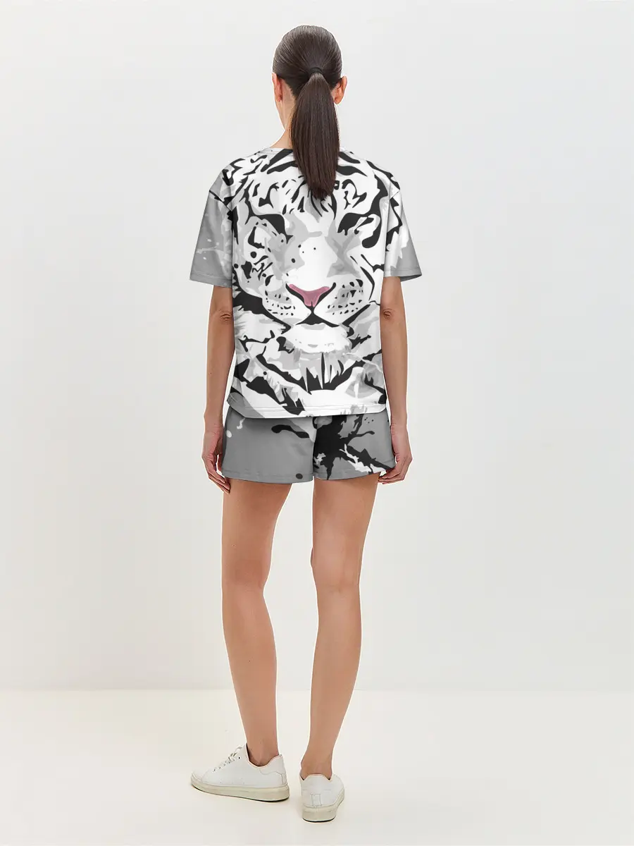 Женская пижама с шортами / Белый снежный тигр