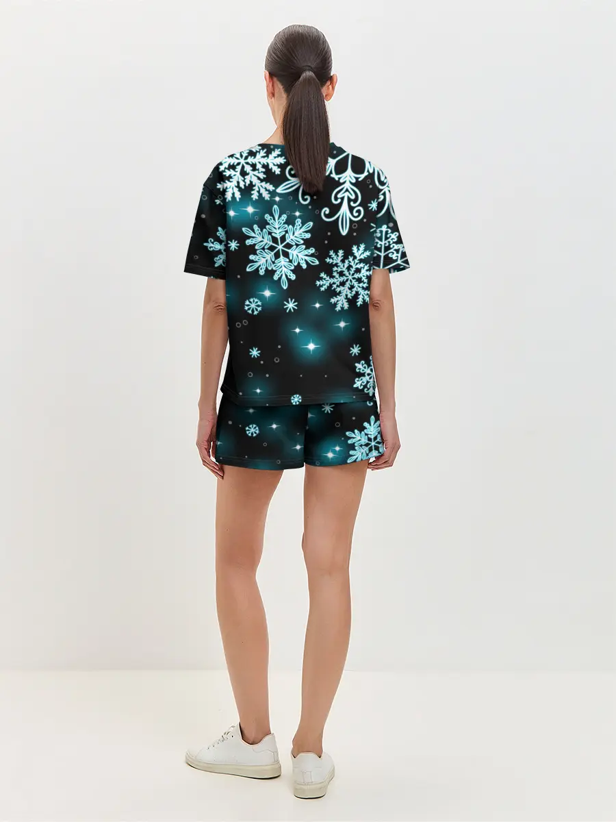 Женская пижама с шортами / Космические снежинки