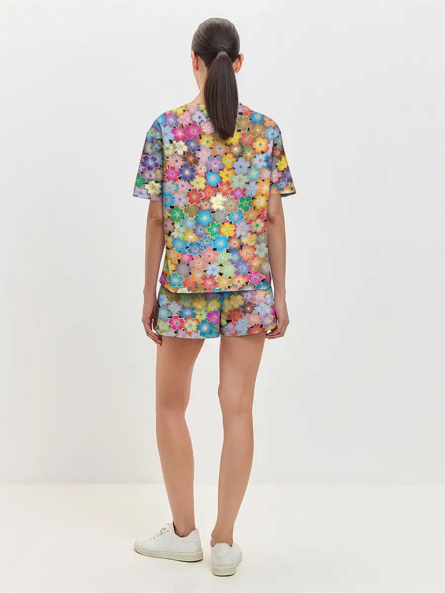 Женская пижама с шортами / цветы цветочки