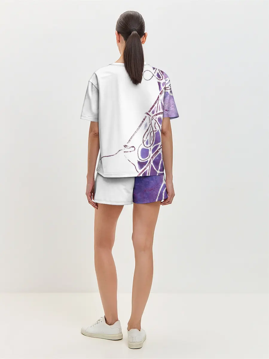 Женская пижама с шортами / Фиолетовые нити