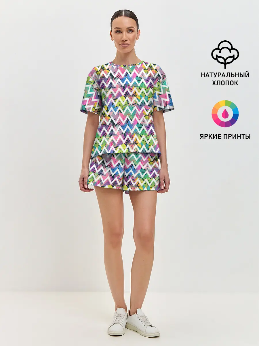 Женская пижама с шортами / Кривая линия и цветы