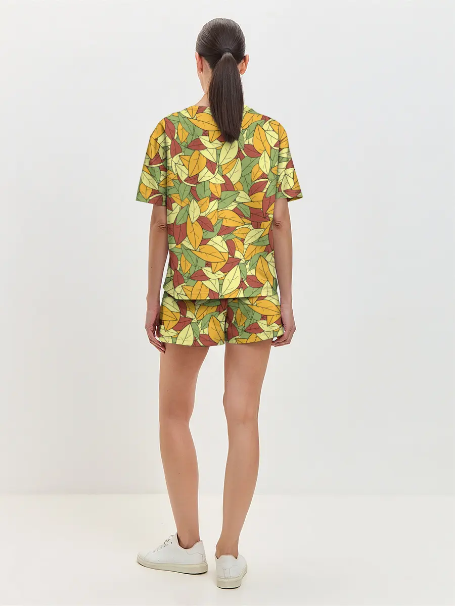 Женская пижама с шортами / Яркие осенние листья