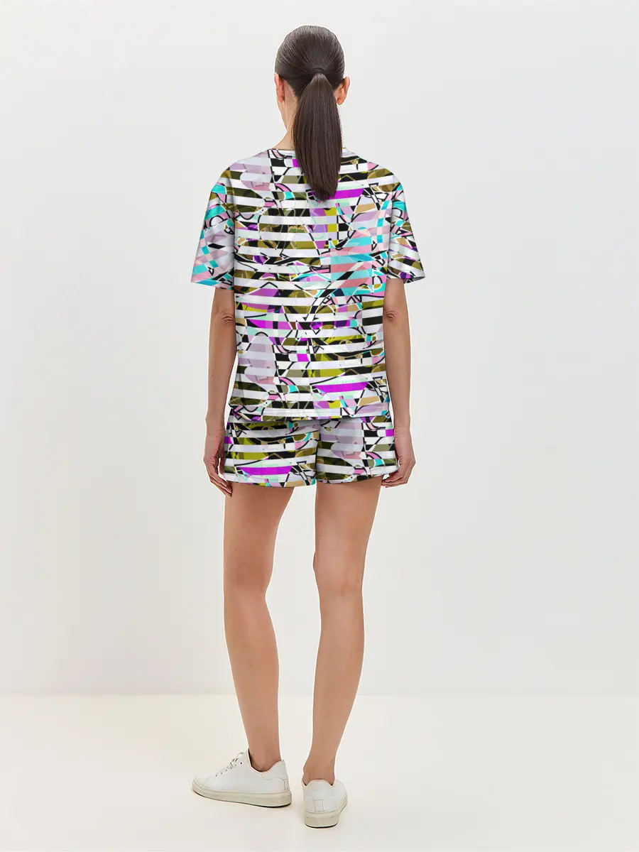 Женская пижама с шортами / Полосатый абстрактный узор