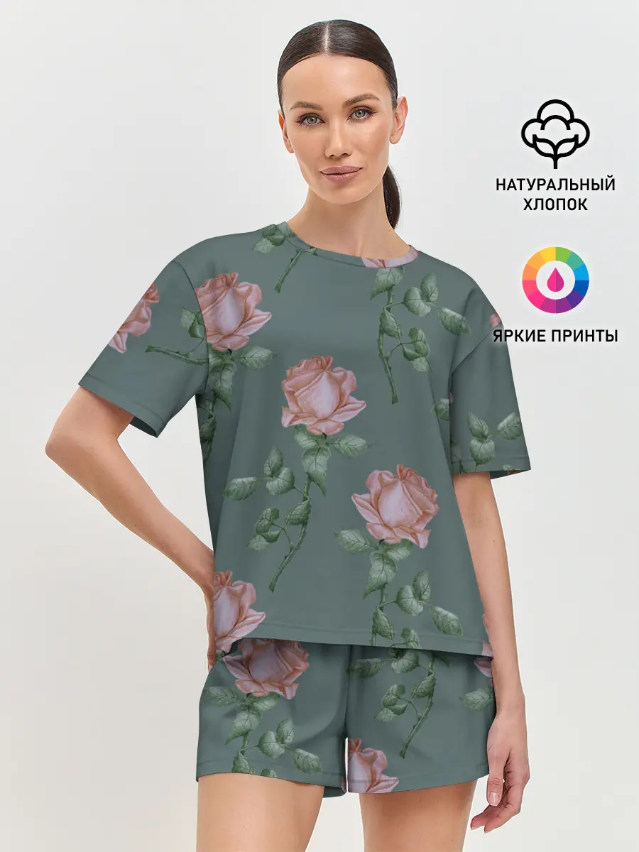 Женская пижама с шортами / Красные розы на зеленом фоне