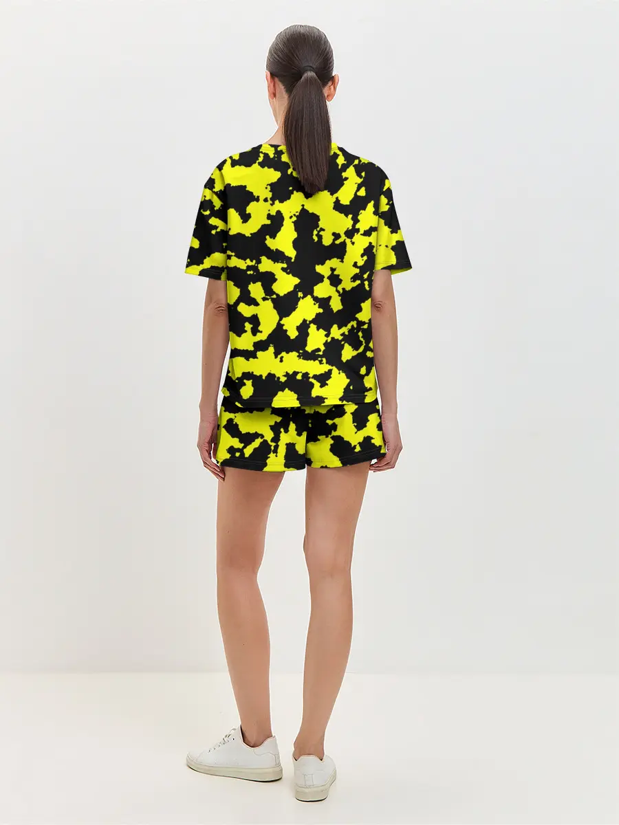 Женская пижама с шортами / Черно-желтый камуфляж
