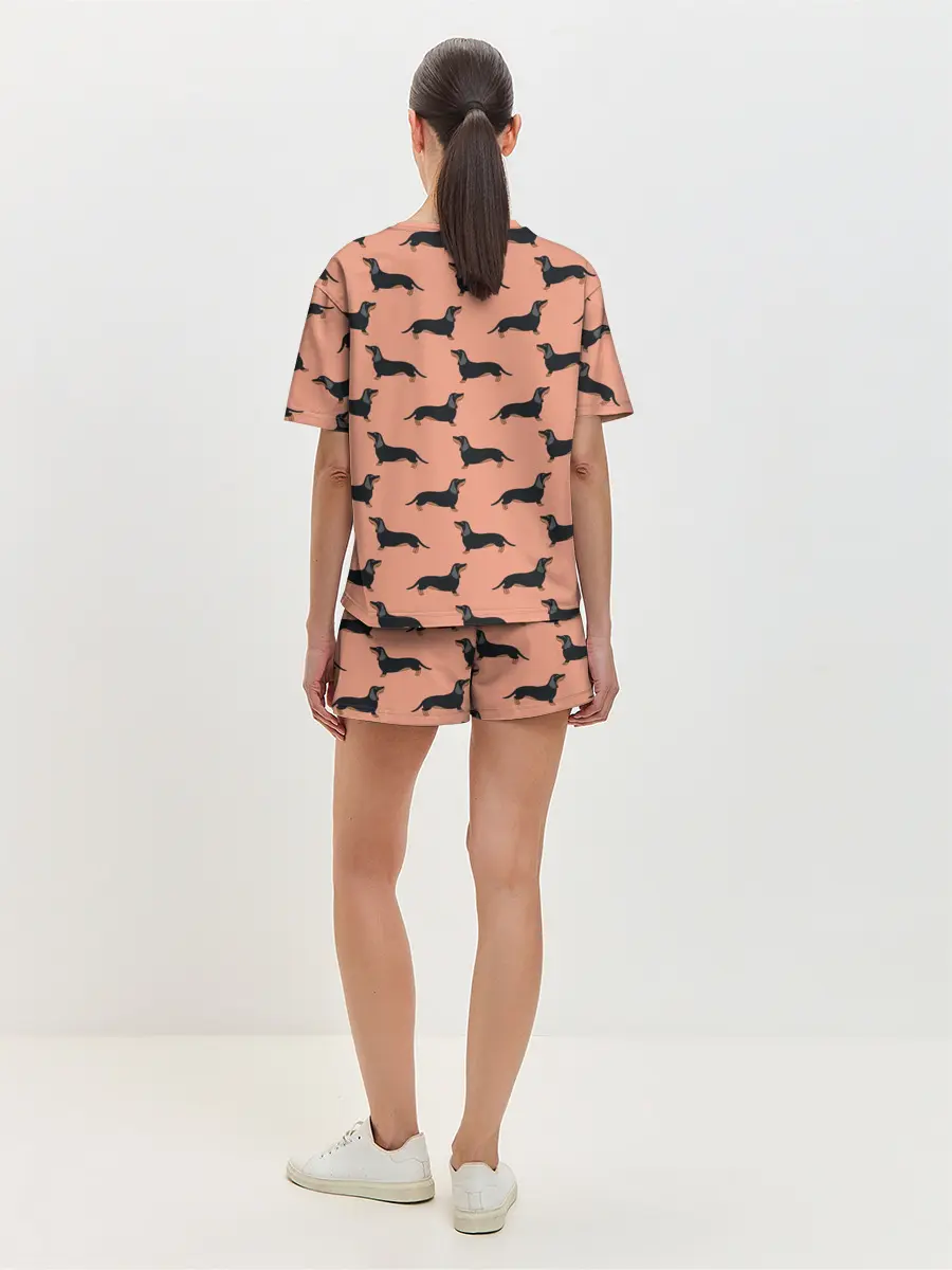 Женская пижама с шортами / Таксы паттерн