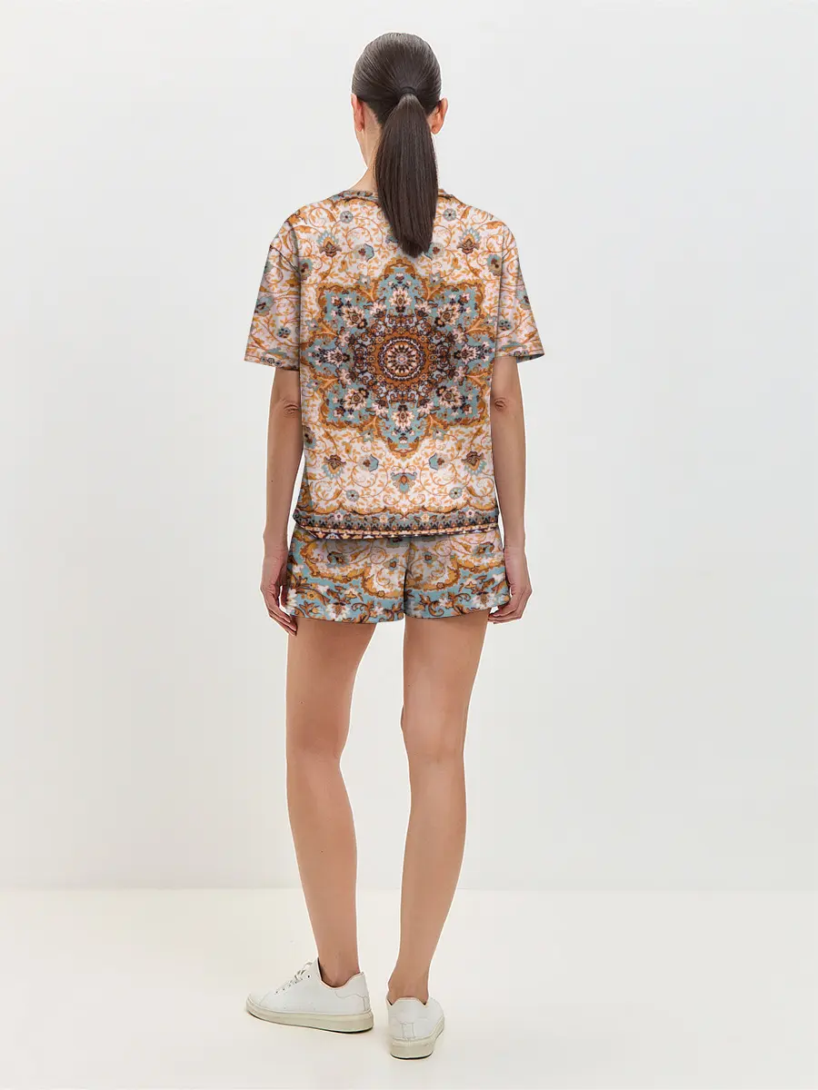 Женская пижама с шортами / Старый ковер