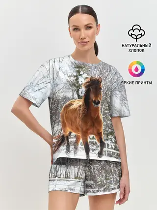 Женская пижама с шортами / Конь и снег