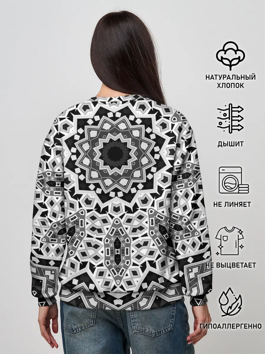 Женский свитшот / Черно-белый орнамент