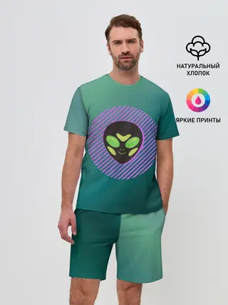 Мужской костюм с шортами / Инопланетяша на зеленом фоне
