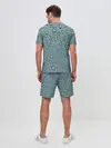 Мужской костюм с шортами / Капли.