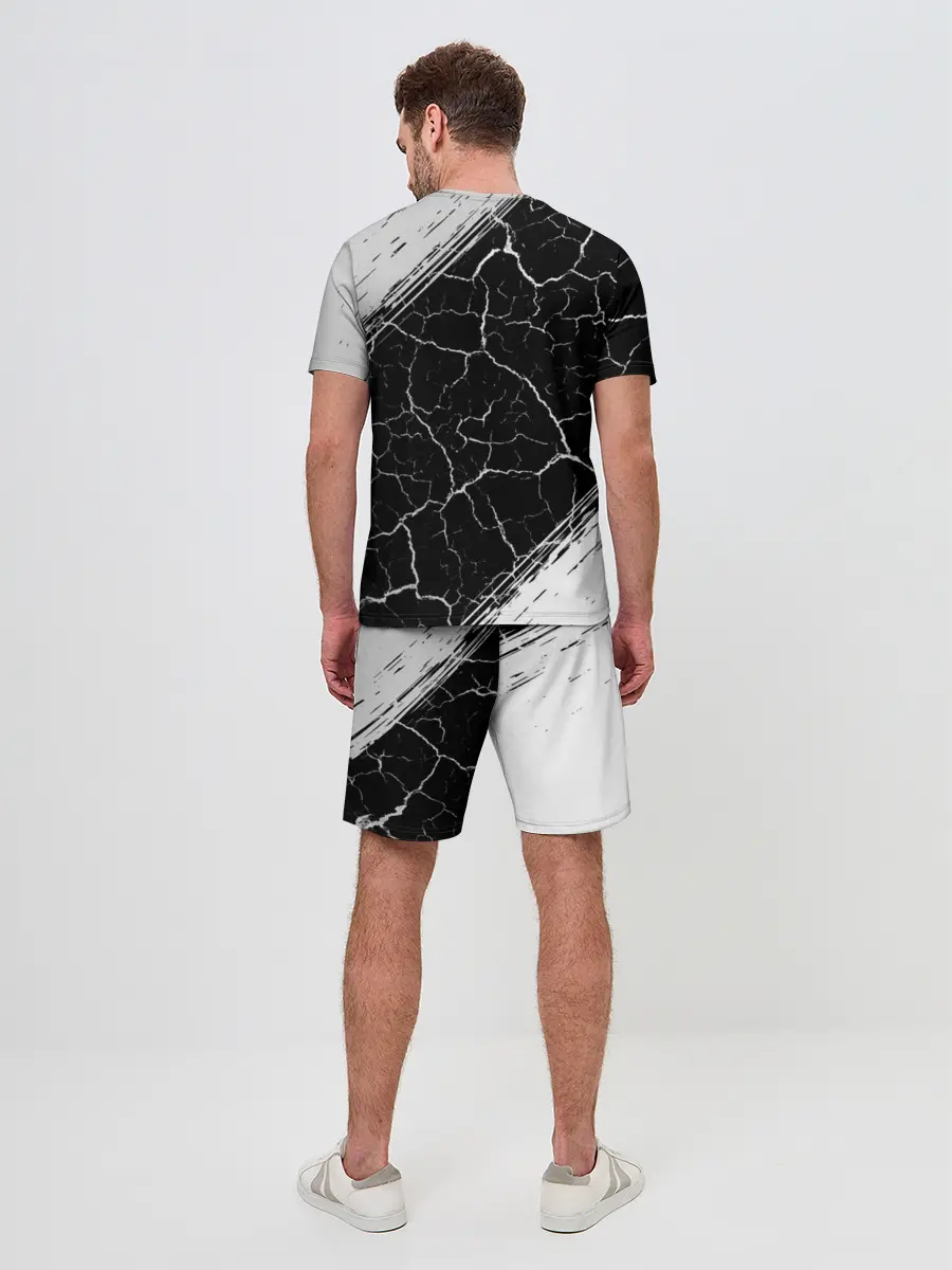 Мужской костюм с шортами / Directed by ROBERT B. WEIDE