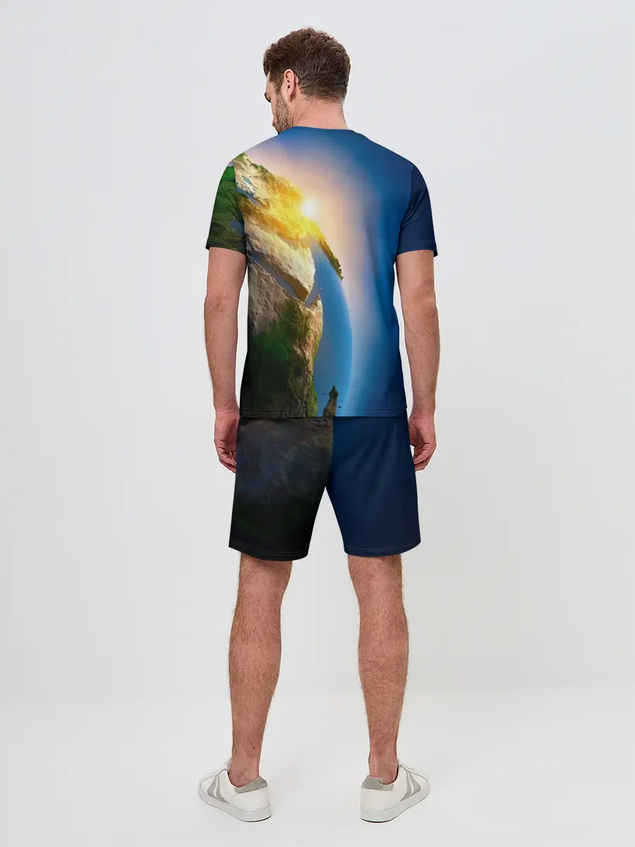 Мужской костюм с шортами / Планета Земля