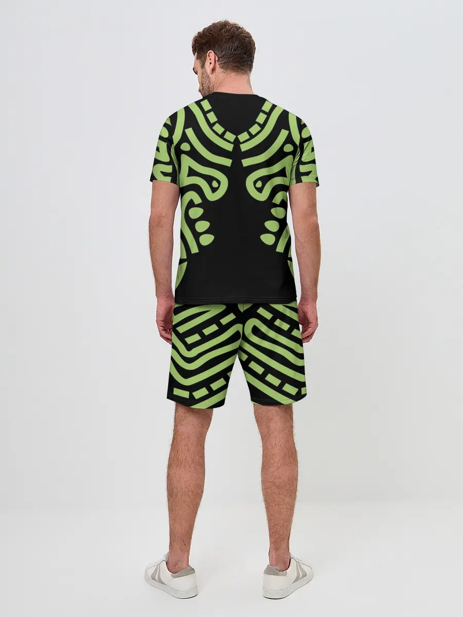 Мужской костюм с шортами / узор тату