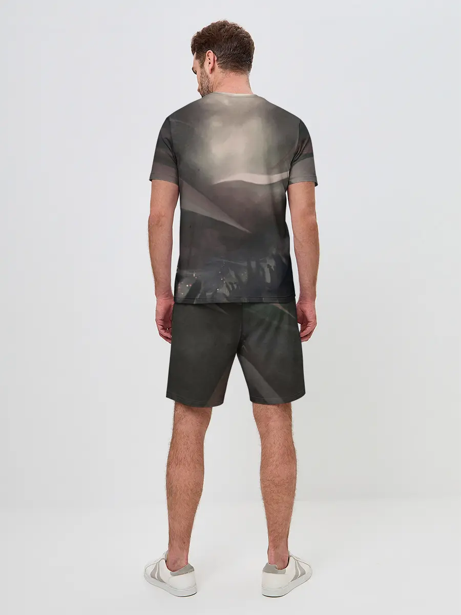 Мужской костюм с шортами / Вэй Ин