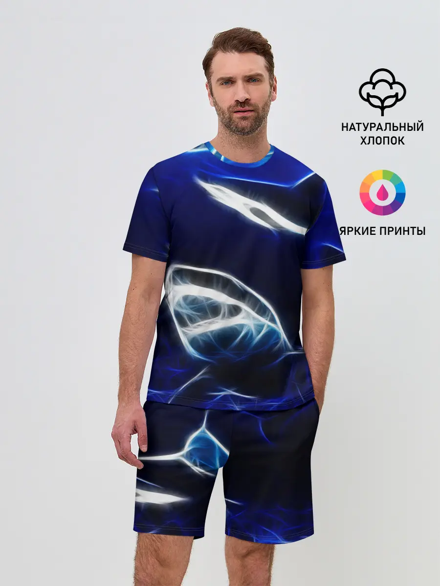 Мужской костюм с шортами / ДЕЛЬФИН В МОРЕ.