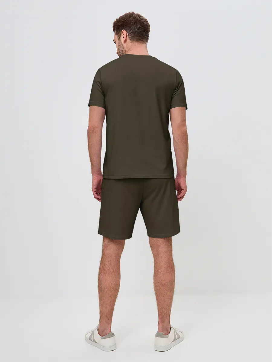 Мужской костюм с шортами / Батарейка заряд чашка кофе