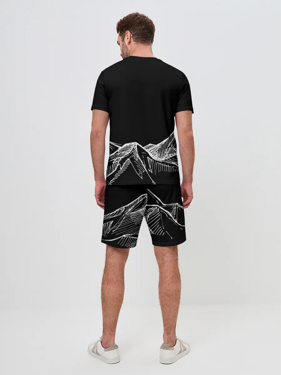 Мужской костюм с шортами / Горы