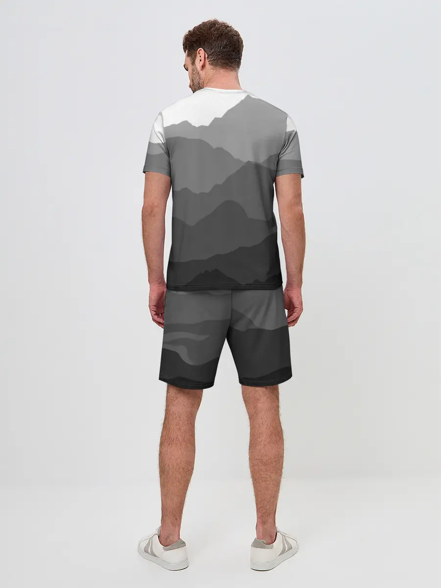 Мужской костюм с шортами / горы