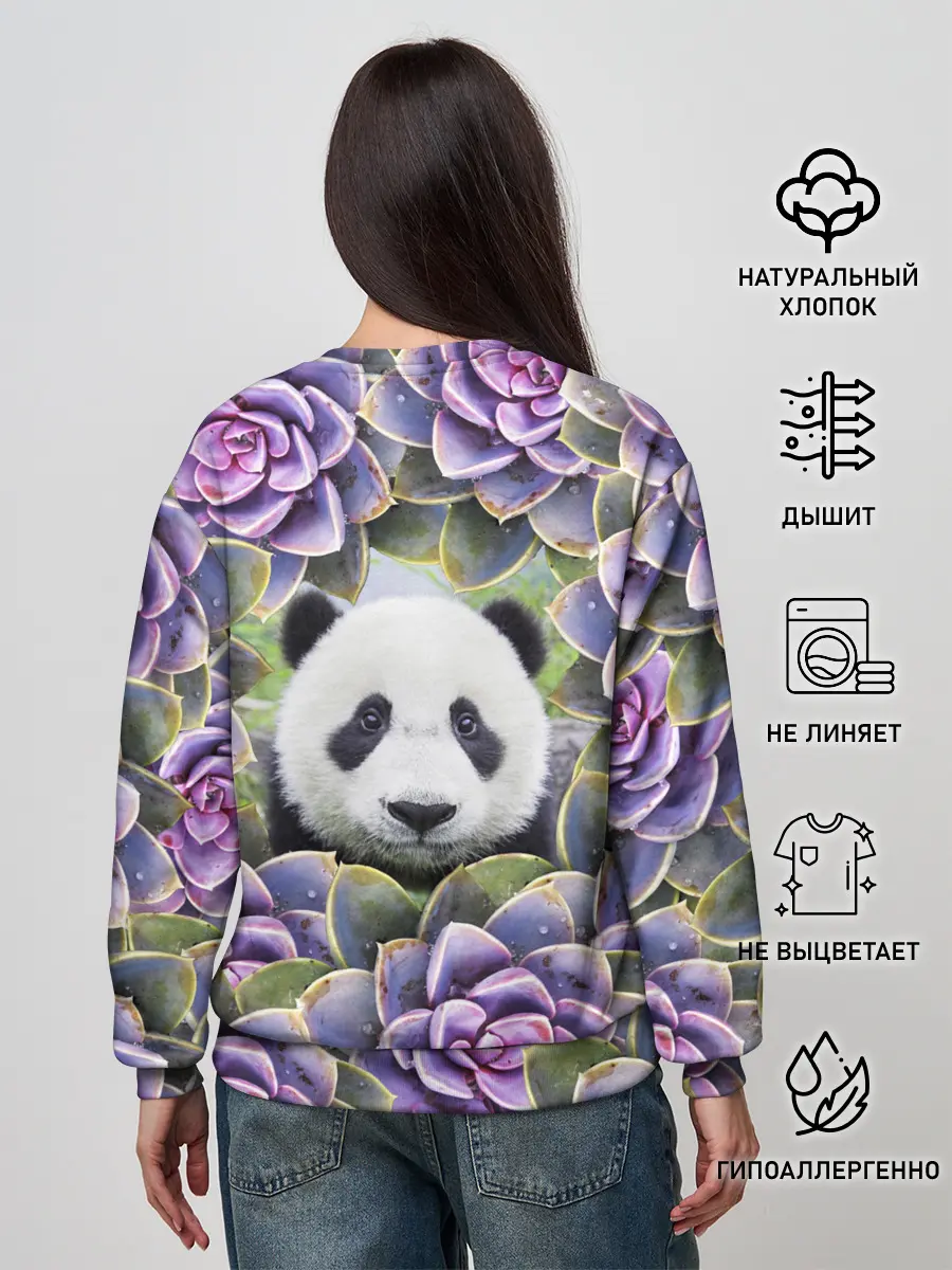 Женский свитшот / Панда среди цветов