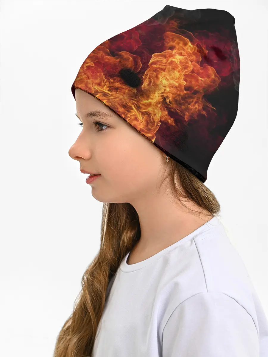 Детская шапка / В огне