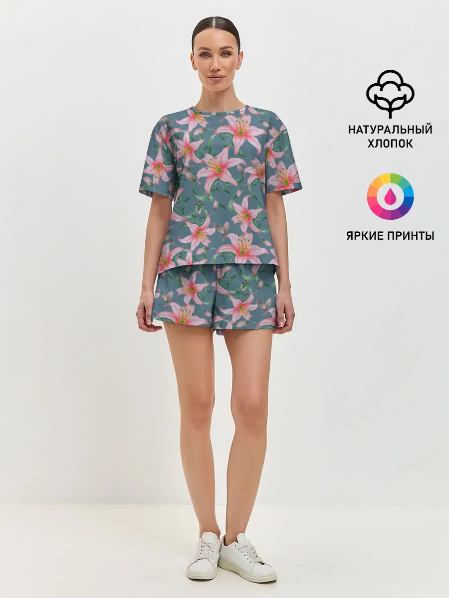 Женская пижама с шортами / Лилии на сером фоне