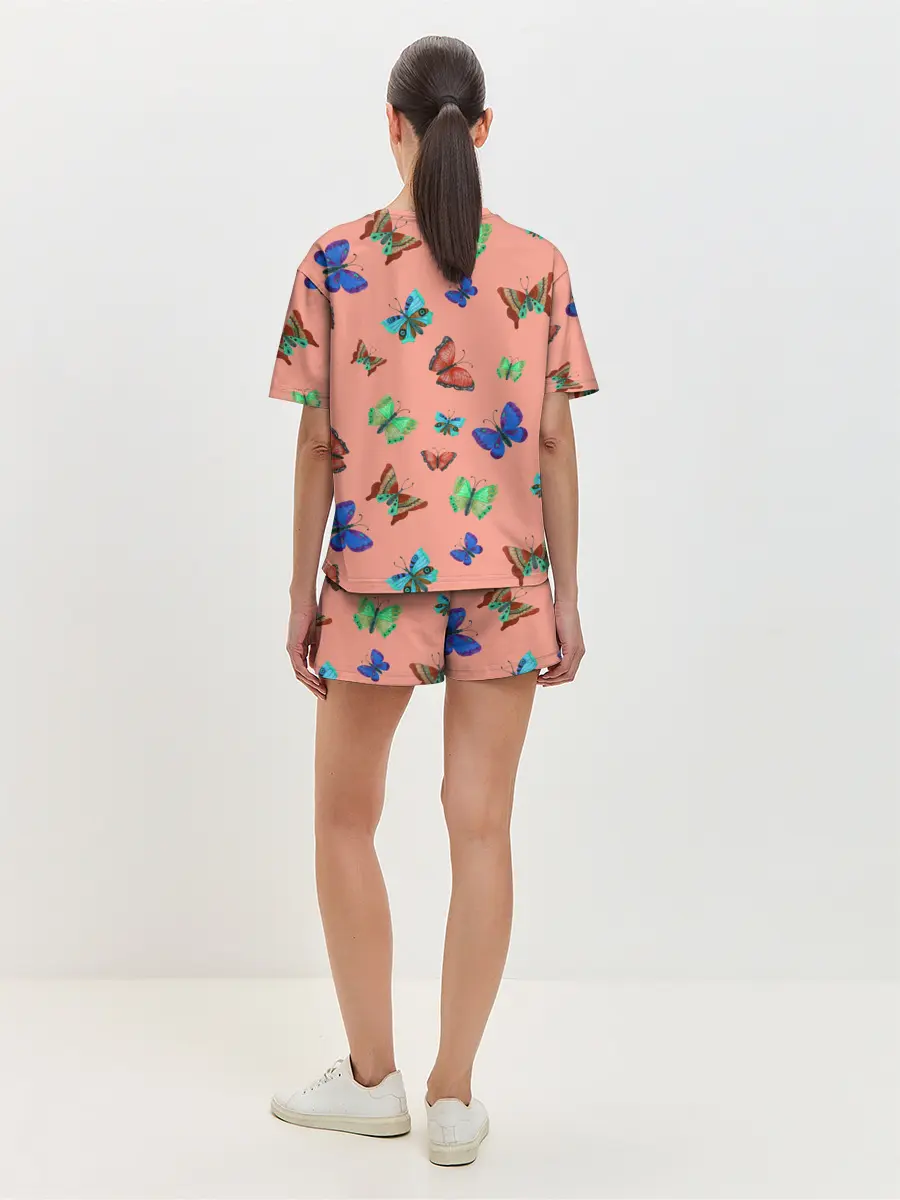 Женская пижама с шортами / Бабочки на персиковом фоне