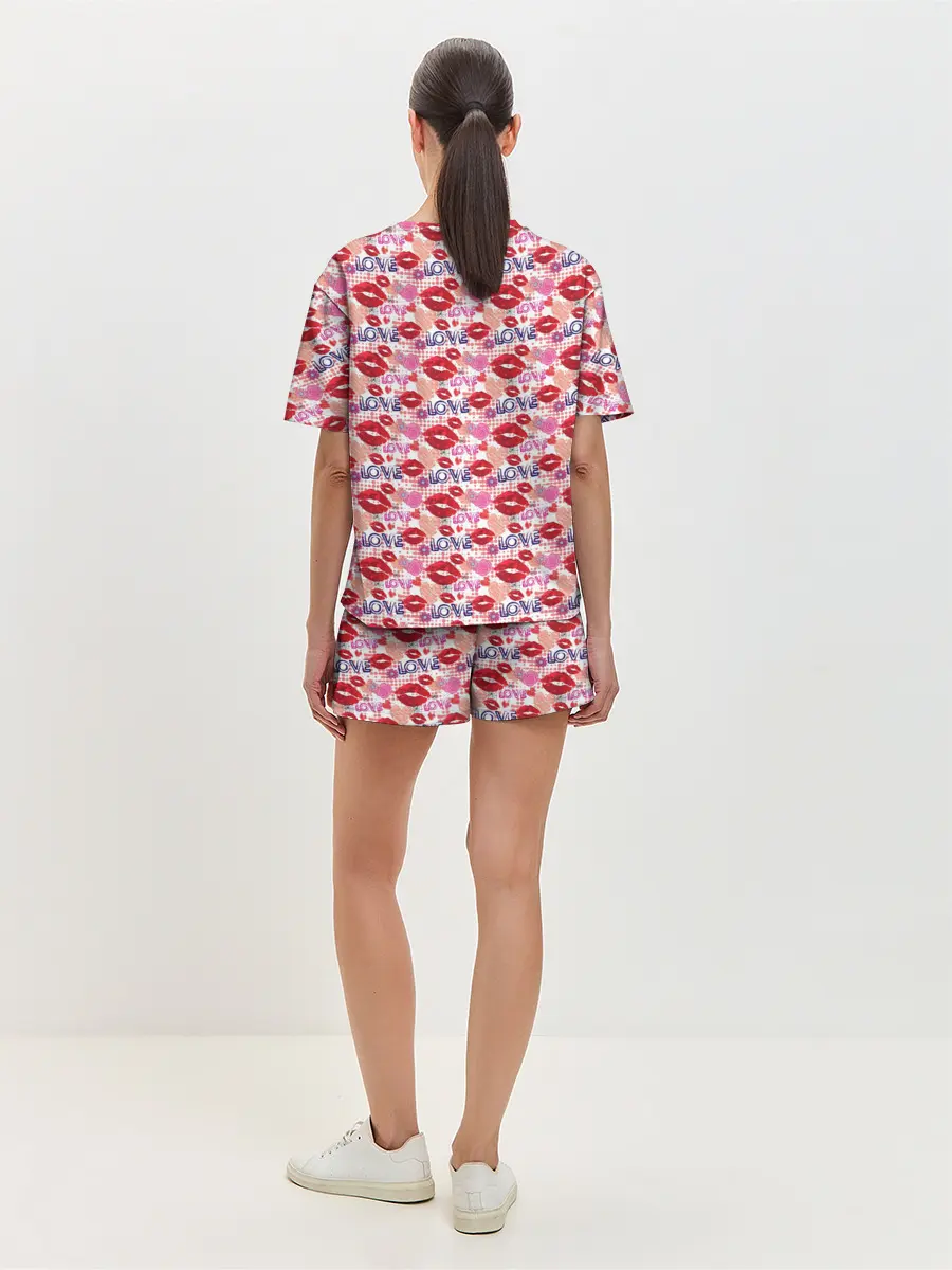 Женская пижама с шортами / LOVE
