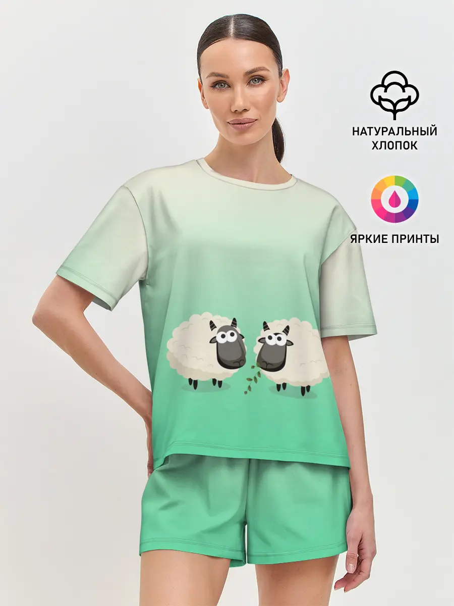 Женская пижама с шортами / две овечки пасутся на лугу