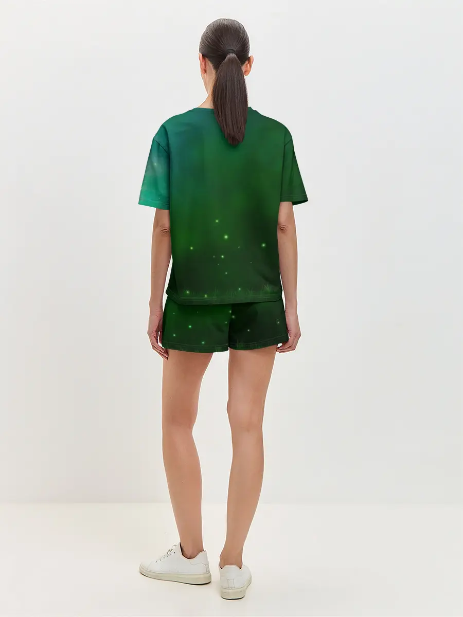 Женская пижама с шортами / Лисенок нюхает цветок