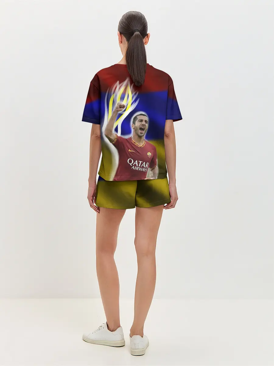 Женская пижама с шортами / Генрих Мхитарян - огненный кулак