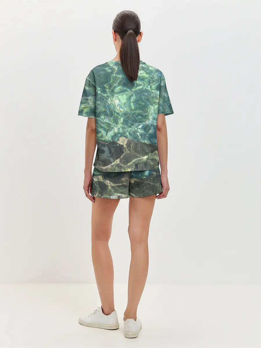 Женская пижама с шортами / Морская вода с камнями