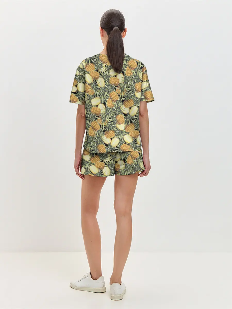 Женская пижама с шортами / ананасы