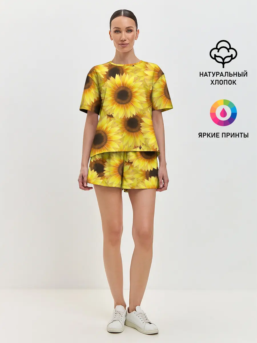 Женская пижама с шортами / Подсолнухи в поле