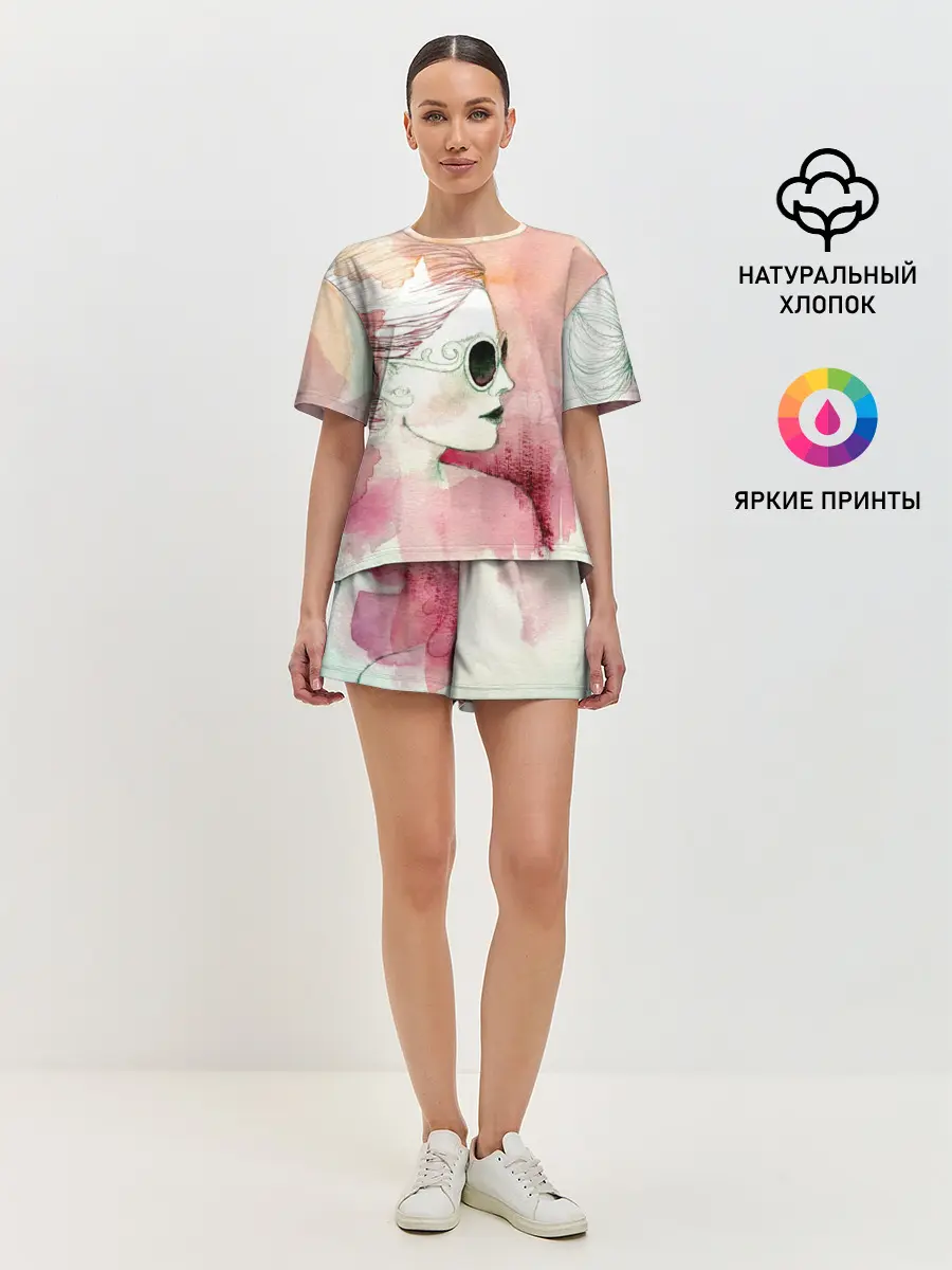 Женская пижама с шортами / Девушка