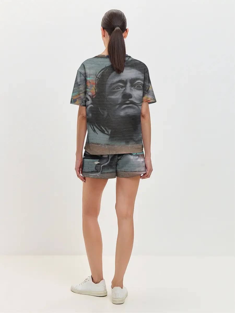 Женская пижама с шортами / Сальвадор Дали