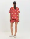 Женская пижама с шортами / Сердечки на красном паттерн