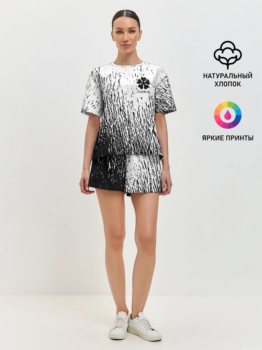 Женская пижама с шортами / Черный клевер на едко белом фоне